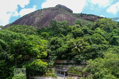 Apartamento à venda com 110m², 2 quartos e 1 vagaVista da Varanda da Sala