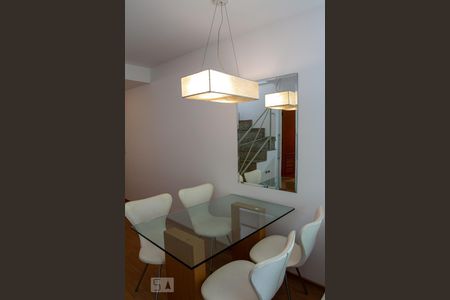 Apartamento à venda com 110m², 2 quartos e 1 vagaSala