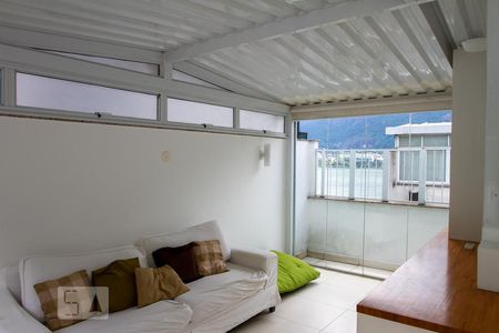 Apartamento à venda com 110m², 2 quartos e 1 vagaSala - Cobertura