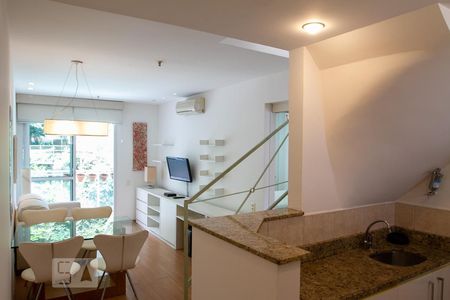 Sala de apartamento à venda com 2 quartos, 110m² em Lagoa, Rio de Janeiro