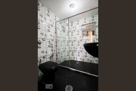 Apartamento à venda com 84m², 2 quartos e sem vagaBanheiro