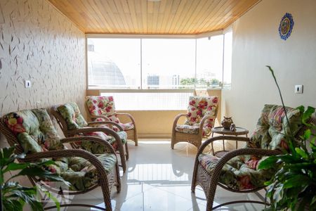 Apartamento à venda com 160m², 4 quartos e 3 vagasVaranda da Sala