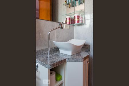 Apartamento à venda com 160m², 4 quartos e 3 vagasBanheiro do Quarto 4