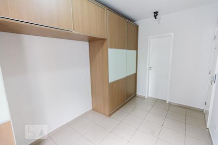 Apartamento à venda com 60m², 2 quartos e 2 vagasQuarto 02
