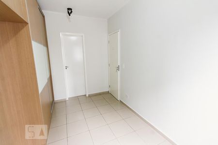 Apartamento à venda com 60m², 2 quartos e 2 vagasQuarto 02