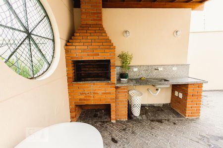 Apartamento à venda com 60m², 2 quartos e 2 vagasChurrasqueira