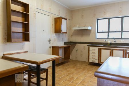Apartamento para alugar com 157m², 3 quartos e 2 vagas Apartamento para alugar com 157m², 3 quartos e 2 vagasCozinha