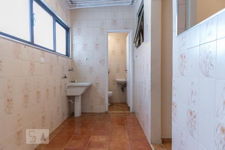 Apartamento para alugar com 157m², 3 quartos e 2 vagas Apartamento para alugar com 157m², 3 quartos e 2 vagasÁrea de serviço