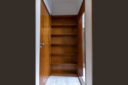Apartamento para alugar com 157m², 3 quartos e 2 vagas Apartamento para alugar com 157m², 3 quartos e 2 vagasSuíte 2