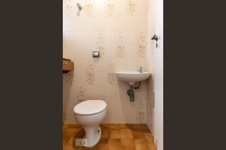 Apartamento para alugar com 157m², 3 quartos e 2 vagas Apartamento para alugar com 157m², 3 quartos e 2 vagasBanheiro
