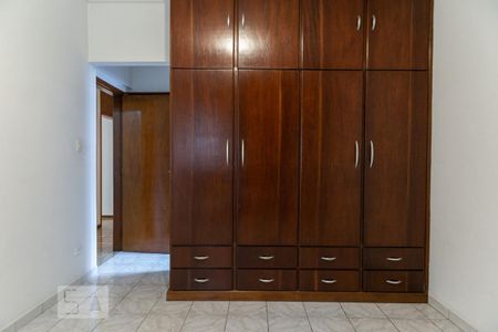 Apartamento para alugar com 157m², 3 quartos e 2 vagas Apartamento para alugar com 157m², 3 quartos e 2 vagasSuíte 2