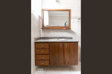 Apartamento para alugar com 157m², 3 quartos e 2 vagas Apartamento para alugar com 157m², 3 quartos e 2 vagasBanheiro da suíte 2