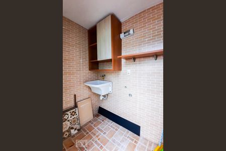 Apartamento à venda com 142m², 3 quartos e 2 vagas Apartamento à venda com 142m², 3 quartos e 2 vagasÁrea de Serviço