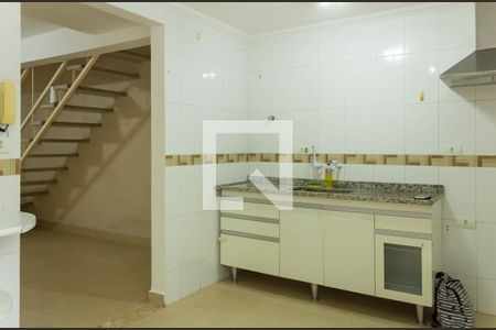 Casa à venda com 125m², 2 quartos e 2 vagas Casa à venda com 125m², 2 quartos e 2 vagasCozinha