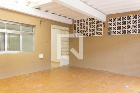 Casa à venda com 125m², 2 quartos e 2 vagas Casa à venda com 125m², 2 quartos e 2 vagasGaragem