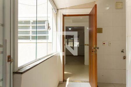 Casa à venda com 125m², 2 quartos e 2 vagas Casa à venda com 125m², 2 quartos e 2 vagasÁrea de Serviço