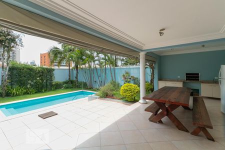 Casa à venda com 421m², 4 quartos e 3 vagasPiscina e churrasqueira