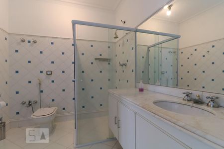 Casa à venda com 421m², 4 quartos e 3 vagasSuíte 1