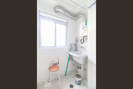 Área de serviço de apartamento para alugar com 2 quartos, 51m² em Vila Ema, São Paulo