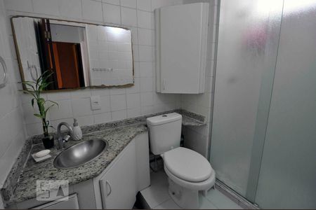 Banheiro de apartamento à venda com 2 quartos, 50m² em Jaguaré, São Paulo