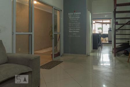 Sala de casa à venda com 3 quartos, 200m² em Vila Santa Catarina, São Paulo