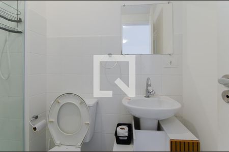 Banheiro de kitnet/studio para alugar com 1 quarto, 36m² em Cambuci, São Paulo