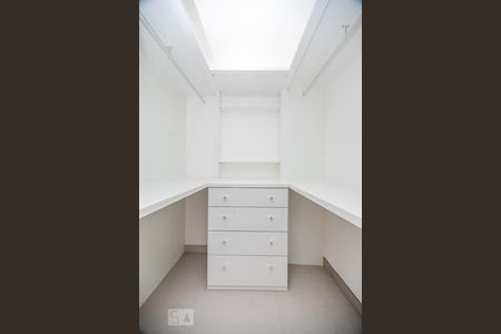 Apartamento à venda com 90m², 3 quartos e 1 vagaCloset