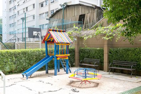 Apartamento à venda com 55m², 2 quartos e 1 vagaÁrea Comum - Playground