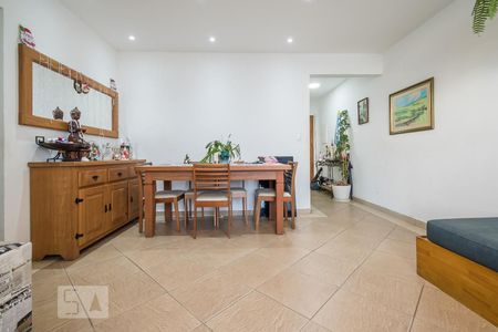 Apartamento à venda com 115m², 3 quartos e 1 vaga Apartamento à venda com 115m², 3 quartos e 1 vagaSala