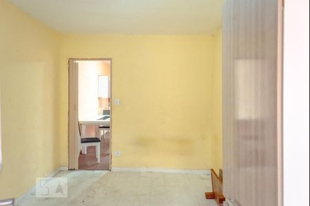 Quarto/Sala de casa para alugar com 1 quarto, 135m² em Cidade Mãe do Céu, São Paulo