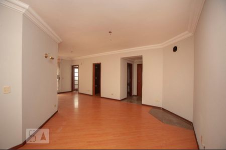 Sala de Apartamento com 3 quartos, 120m² Cabral