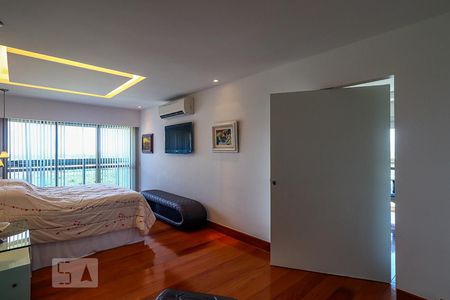 Apartamento para alugar com 206m², 4 quartos e 3 vagas Apartamento para alugar com 206m², 4 quartos e 3 vagasSuíte 3