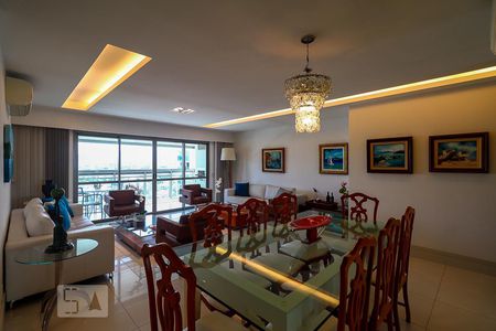 Sala de apartamento para alugar com 4 quartos, 206m² em Barra da Tijuca, Rio de Janeiro