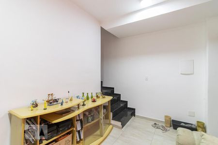 Sala de casa à venda com 2 quartos, 68m² em Vila Ré, São Paulo