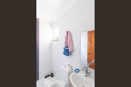 Casa à venda com 68m², 2 quartos e 1 vaga Casa à venda com 68m², 2 quartos e 1 vagaBanheiro da Suíte 1