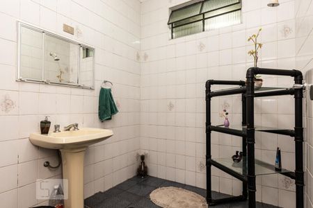 Casa à venda com 185m², 3 quartos e 3 vagas Casa à venda com 185m², 3 quartos e 3 vagasBanheiro