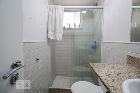 Apartamento à venda com 169m², 3 quartos e 2 vagasBanheiro da Suíte 2