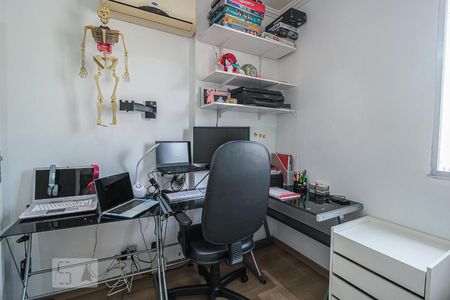 Apartamento à venda com 169m², 3 quartos e 2 vagasQuarto 1