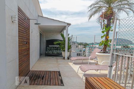 Apartamento à venda com 169m², 3 quartos e 2 vagasÁrea Externa