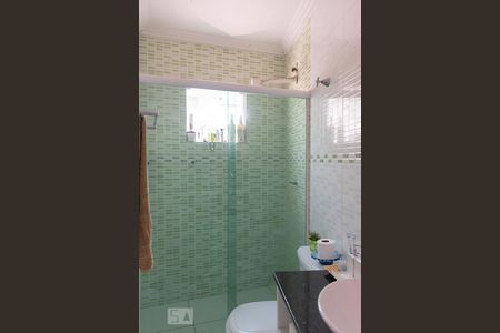 Casa à venda com 350m², 4 quartos e 8 vagasBanheiro da Suíte 1