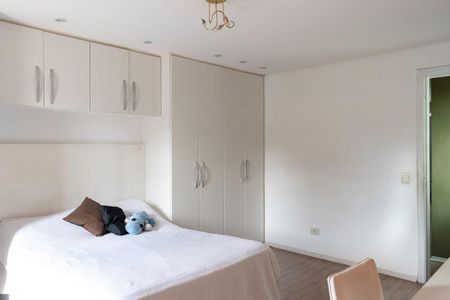 Casa à venda com 350m², 4 quartos e 8 vagasSuíte 1