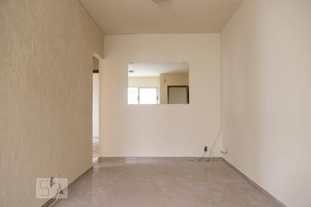 Sala de apartamento para alugar com 3 quartos, 56m² em Padre Eustáquio, Belo Horizonte