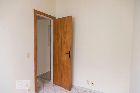 Quarto 1 de apartamento para alugar com 3 quartos, 56m² em Padre Eustáquio, Belo Horizonte
