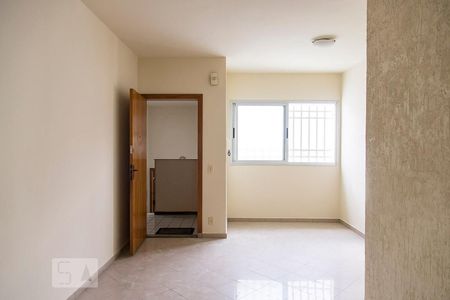 Sala de apartamento para alugar com 3 quartos, 56m² em Padre Eustáquio, Belo Horizonte