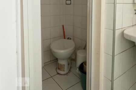 Apartamento à venda com 68m², 2 quartos e 1 vaga Apartamento à venda com 68m², 2 quartos e 1 vagaBanheiro