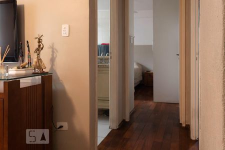 Apartamento à venda com 68m², 2 quartos e 1 vaga Apartamento à venda com 68m², 2 quartos e 1 vagaCorredor