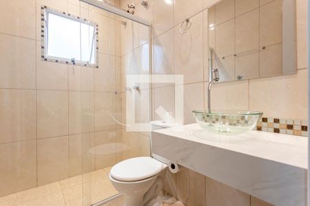 Casa à venda com 190m², 3 quartos e 2 vagas Casa à venda com 190m², 3 quartos e 2 vagasBanheiro Social