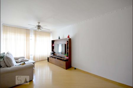 Sala de casa à venda com 3 quartos, 188m² em Vila Brasilio Machado, São Paulo