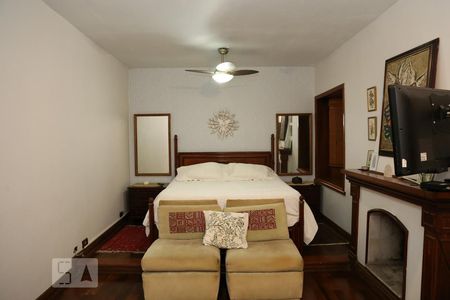 Casa para alugar com 438m², 4 quartos e 5 vagasQuarto 3 - Suíte