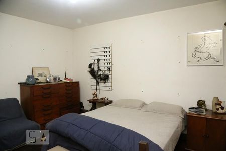 Casa para alugar com 438m², 4 quartos e 5 vagasQuarto 1